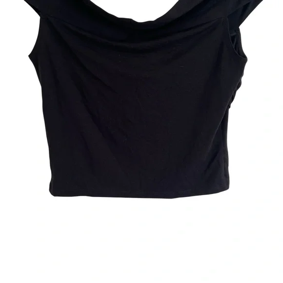 Reformation Black Emerald Knit Top with Floral Applique NWT Large - Picture 7 of 11